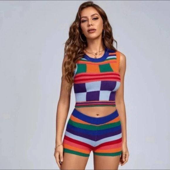 NWT Multi Colored Short Crop Top Set L